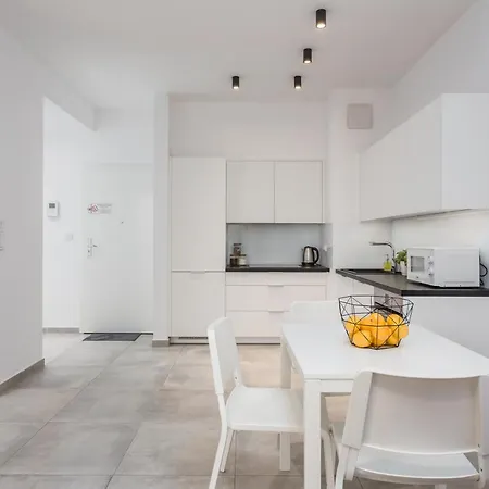 Apartman Chill Kolejowa Varsó